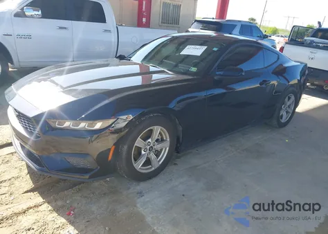 2024 Ford Mustang Ecoboost Fastback z USA, uszkodzony, nr VIN 1FA6P8TH9R5109746